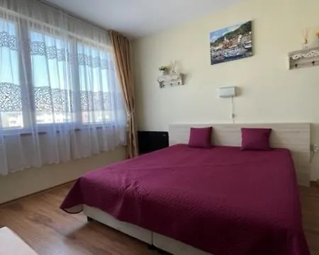 Apartman Summer Breeze 406 Sunny Napospart