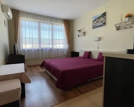 Summer Breeze 406 Sunny Napospart