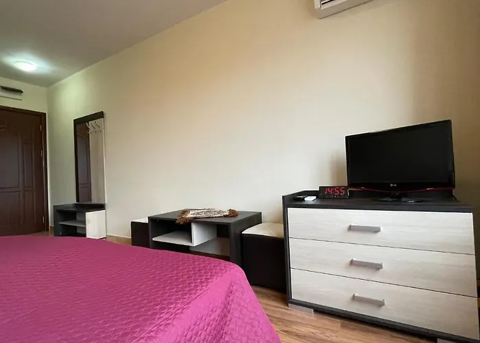 Summer Breeze 406 Sunny