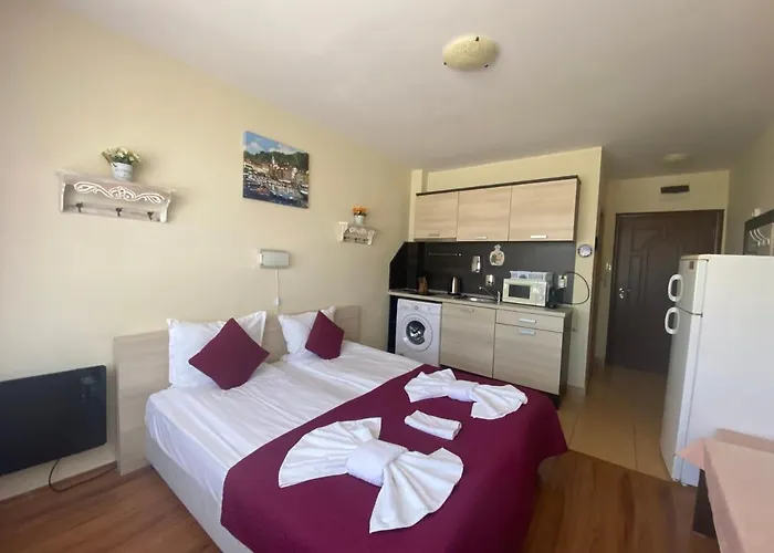 Summer Breeze 406 Sunny * Slantchev Briag